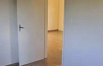 Imagem 6: Imóvel para aluguel possui 65 metros quadrados com 2 quartos em Rubem...