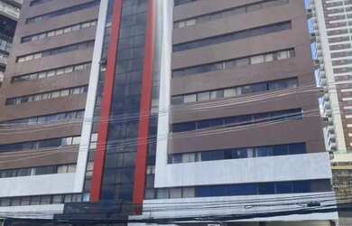 Imagem: O depósito possui 1 Vaga na garagem e 42m² de Área e está