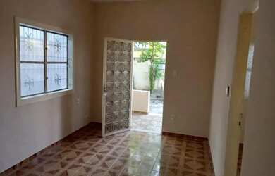 Imagem 2: Casa residencial disponível para locação no bairro Amazonas em Campo Grande/RJ