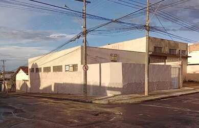 Imagem: O depósito possui 160m² de Área e está localizado em Vila