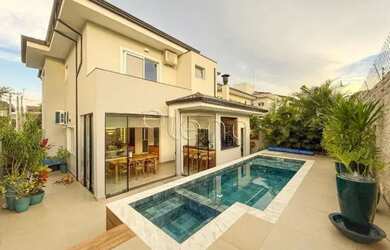 Imagem 1: Casa à Venda no Condomínio Portal do Jequitibá em Valinhos, no bairro...