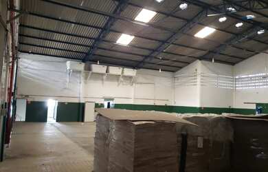 Imagem 3: Galpão/Depósito/Armazém para venda com 999 metros quadrados