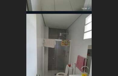 Imagem: A casa possui 2 Dormitórios, 3 Banheiros, 3 Vagas na garagem