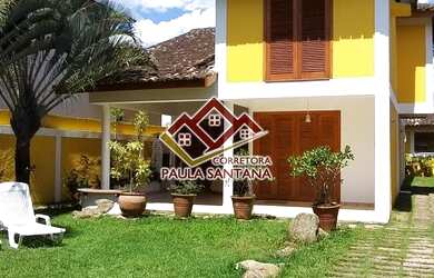 Imagem: A casa possui 4 Dormitórios, 3 Banheiros, 4 Vagas na garagem