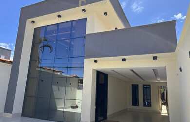 Imagem: A casa em condomínio possui 5 Dormitórios, 5 Banheiros, 5