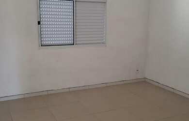 Imagem: A casa em condomínio possui 1 Dormitório, 1 Banheiro, 5 Vagas