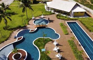 Imagem: O terreno possui 243m² de Área e está localizado em Barra