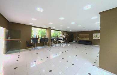 Imagem: O apartamento possui 3 Dormitórios, 1 Banheiro, 2 Vagas na