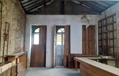 Imagem 9: Saúde Sobrado. 198m² de Áreae4 Banheiros