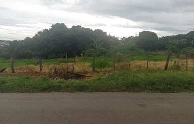 Imagem: O terreno possui 2.000m² de Área e está localizado em Jundiaí