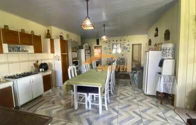 Imagem 8: Casa Mista com 4 Dormitórios e Amplo Terreno - Guaiúba, Imbituba / SC