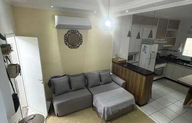 Imagem: A casa em condomínio possui 2 Dormitórios, 2 Banheiros, 2