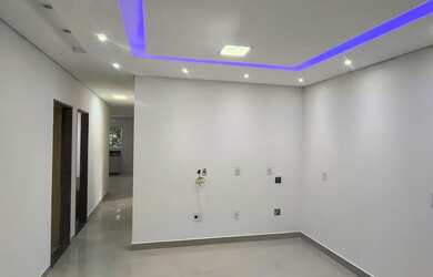 Imagem: O apartamento possui 3 Dormitórios, 2 Banheiros, 2 Vagas na