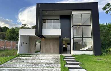 Imagem: A casa em condomínio possui 4 Dormitórios, 5 Banheiros, 4