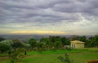 Imagem: O terreno possui 1600m² de Área e está localizado em Indaiatuba