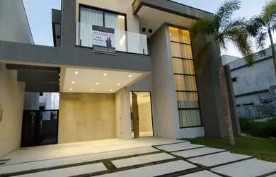 Imagem: A casa em condomínio possui 3 Dormitórios, 4 Banheiros, 4