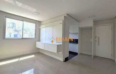 Imagem: O apartamento possui 1 Dormitório, 1 Banheiro, 2 Vagas na garagem