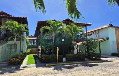 Imagem: A casa em condomínio possui 4 Dormitórios, 4 Banheiros, 2