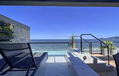 Imagem: O apartamento possui 3 Dormitórios, 4 Banheiros, 2 Vagas na