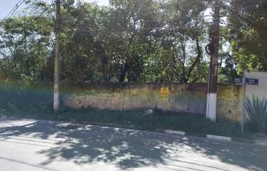 Imagem: O terreno possui 1.459m² de Área e está localizado em Granja