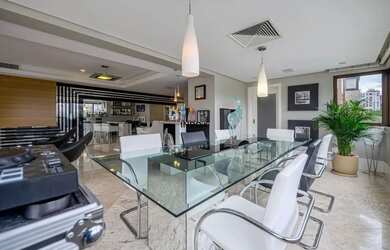 Imagem 9: Apartamento de luxo, mobiliado, com 201m² de área privativa, de 3 dormitórios,...