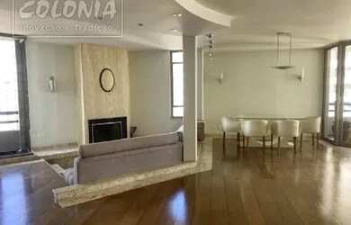 Imagem: O apartamento possui 4 Dormitórios, 2 Banheiros, 3 Vagas na