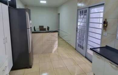 Imagem 7: Casa Residência em Jaú. Varanda, 12m² de Área, 3 Vagas na garageme2...