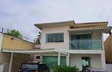 Imagem: A casa em condomínio possui 3 Dormitórios, 3 Banheiros, 2