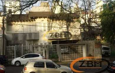 Imagem: A casa possui 5 Dormitórios, 5 Banheiros, 4 Vagas na garagem