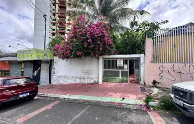 Imagem: Casa na rua Ferreira Pena, Centro, à venda