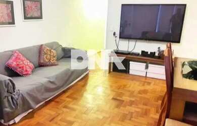 Imagem: O apartamento possui 2 Dormitórios, 2 Banheiros, 1 Vaga na