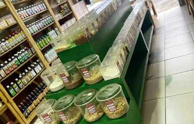 Imagem 3: Loja de produtos naturais em frente ao max atacadista