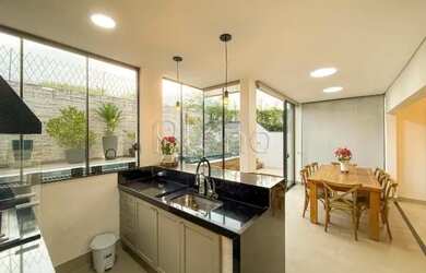 Imagem 4: Casa à Venda no Condomínio Portal do Jequitibá em Valinhos, no bairro...