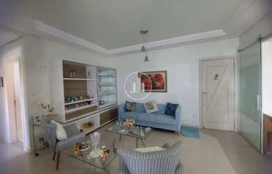 Imagem: O apartamento possui 3 Dormitórios, 1 Banheiro, 1 Vaga na garagem