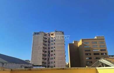 Imagem: O apartamento possui 1 Dormitório, 1 Banheiro, 38m² de Área