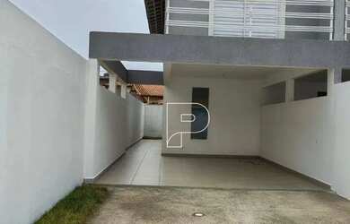 Imagem: A casa possui 3 Dormitórios, 2 Banheiros, 2 Vagas na garagem