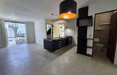 Imagem: A casa em condomínio possui 3 Dormitórios, 3 Banheiros, 2