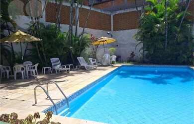 Imagem: A casa em condomínio possui 4 Dormitórios, 3 Banheiros, 2