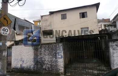 Imagem: O terreno possui 440m² de Área e está localizado em Vila