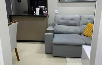 Imagem: O apartamento possui 2 Dormitórios, 1 Banheiro, 2 Vagas na