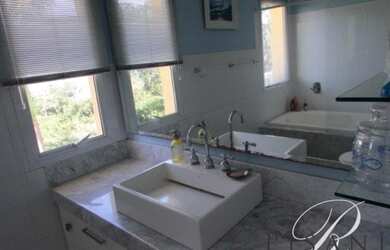 Imagem 8: Vargem Pequena, casa cinematografica em condominio conceituado