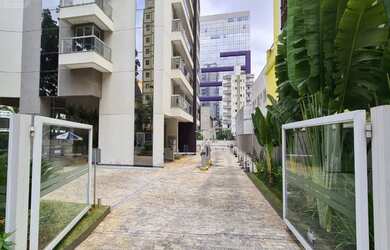 Imagem 5: Locação na Liberdade. 238m² de Áreae5 Vagas na garagem