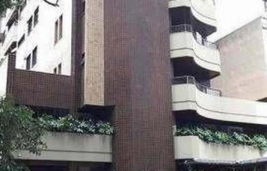 Imagem: O apartamento possui 4 Dormitórios, 3 Banheiros, 2 Vagas na