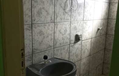 Imagem 5: Aluguel BARRACÃO. Imóvel novoe1 Dormitório