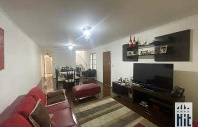 Imagem: A casa possui 3 Dormitórios, 4 Banheiros, 2 Vagas na garagem