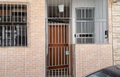 Imagem: O apartamento possui 2 Dormitórios, 1 Banheiro, 80m² de Área