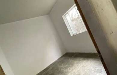 Imagem: A casa possui 1 Dormitório, 1 Banheiro e está localizado