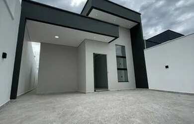 Imagem: A casa possui 2 Dormitórios, 2 Banheiros, 2 Vagas na garagem