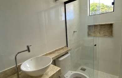 Imagem: O apartamento possui 3 Dormitórios, 2 Banheiros, 2 Vagas na