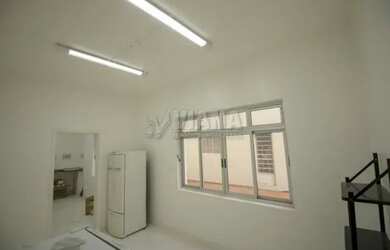 Imagem: O depósito possui 17m² de Área e está localizado em Centro